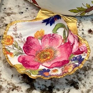 Flower Market Trinket Shell Dish Pink